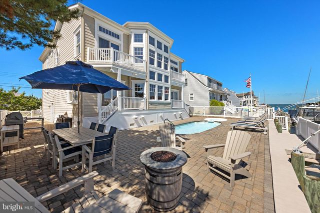 15 W RYERSON LN, Long Beach Township, NJ 08008