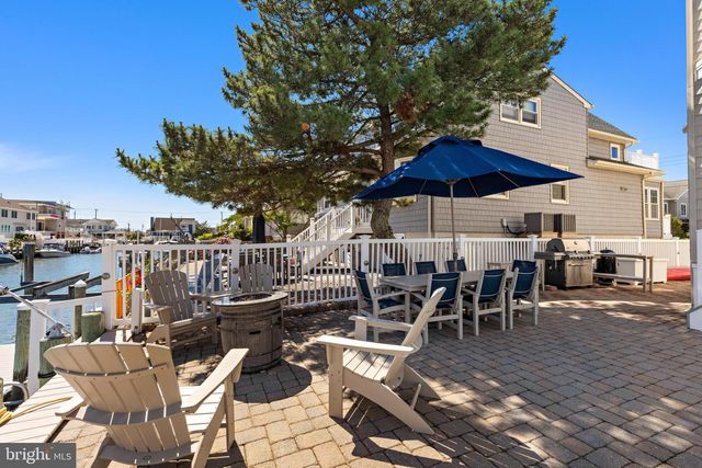 15 W RYERSON LN, Long Beach Township, NJ 08008