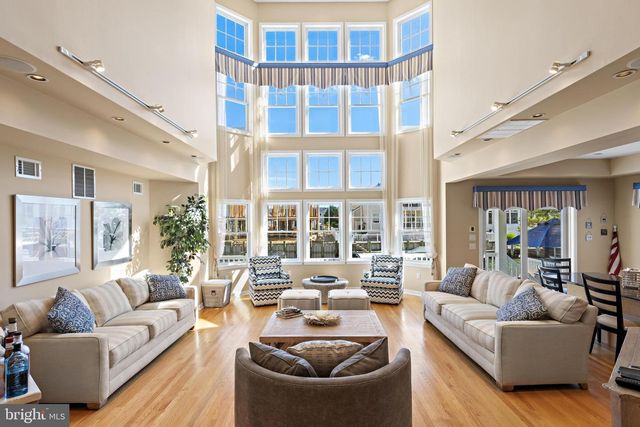 15 W RYERSON LN, Long Beach Township, NJ 08008