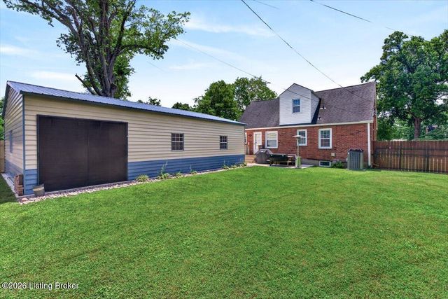 3309 Wellingmoor Ave, Louisville, KY 40218