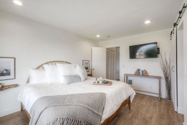 908 Caminito Madrigal F, Carlsbad, CA 92011