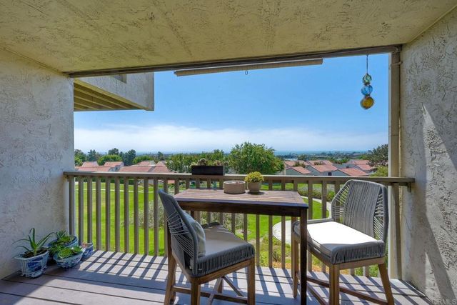 908 Caminito Madrigal F, Carlsbad, CA 92011