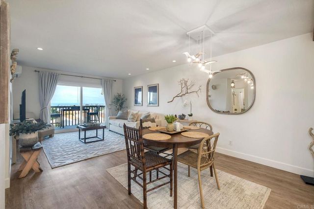 908 Caminito Madrigal F, Carlsbad, CA 92011