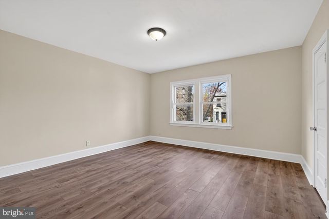 207 ADAMS ST NE, Washington, DC 20002