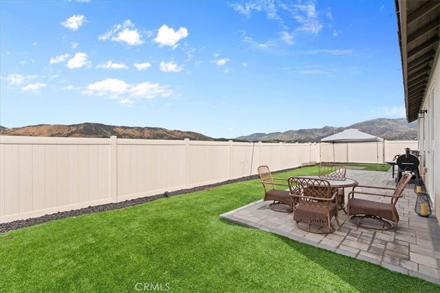 10768 Stacy Circle, Yucaipa, CA 92399
