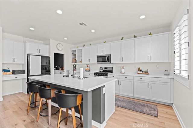 10768 Stacy Circle, Yucaipa, CA 92399