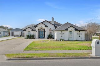 5105 Curtis Clark Dr, Corpus Christi, TX 78411