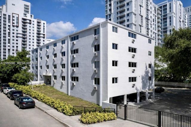 143 SW 9th Street 310, Miami, FL 33130