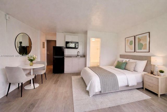 143 SW 9th Street 310, Miami, FL 33130