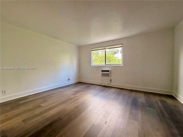 143 SW 9th Street 310, Miami, FL 33130