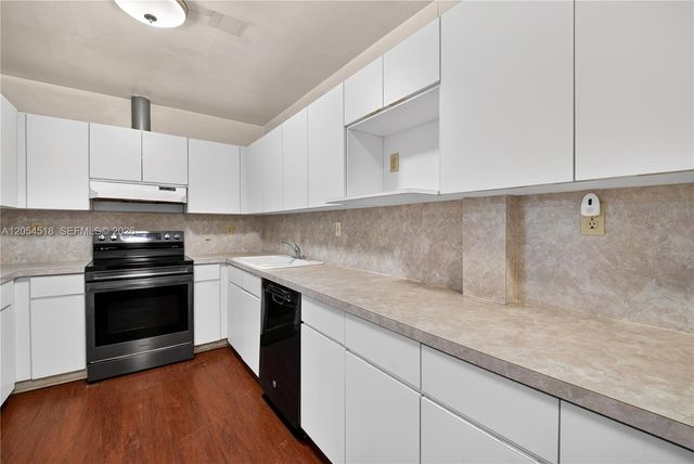 12021 SW 174th Street, Miami, FL 33177