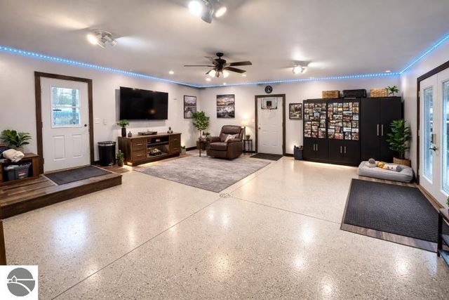 1312 Vinewood Avenue, Clare, MI 48617