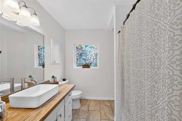 2010 LEE DRIVE, Valrico, FL 33594