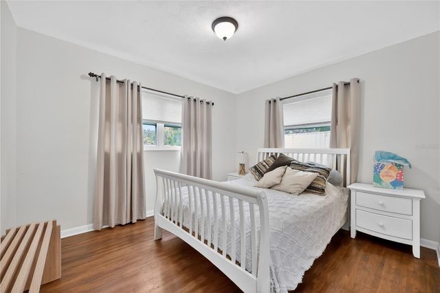 2010 LEE DRIVE, Valrico, FL 33594