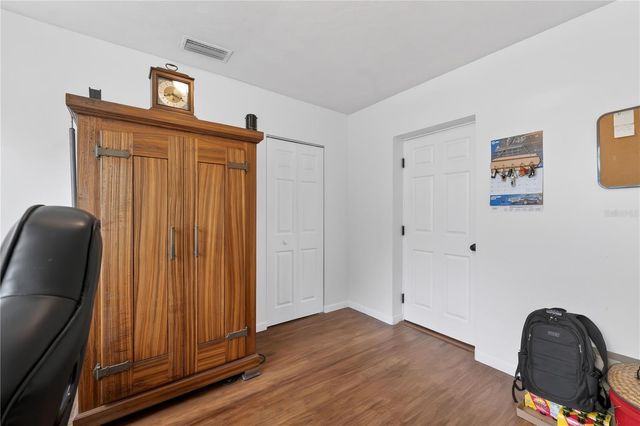 2010 LEE DRIVE, Valrico, FL 33594