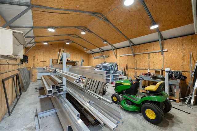 2010 LEE DRIVE, Valrico, FL 33594