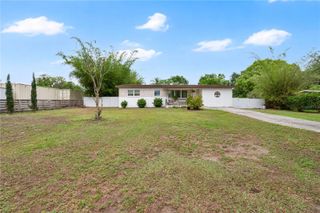 2010 LEE DRIVE, Valrico, FL 33594