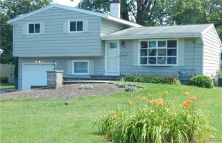 7 Limetree Lane, Clay, NY 13090