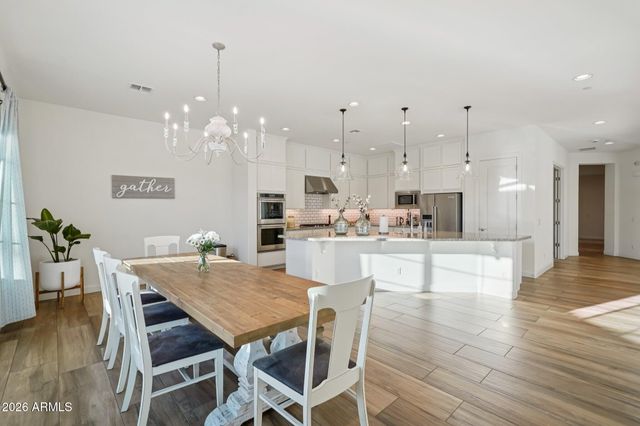 11723 W RED HAWK Drive, Peoria, AZ 85383