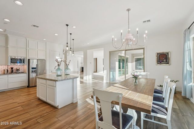 11723 W RED HAWK Drive, Peoria, AZ 85383