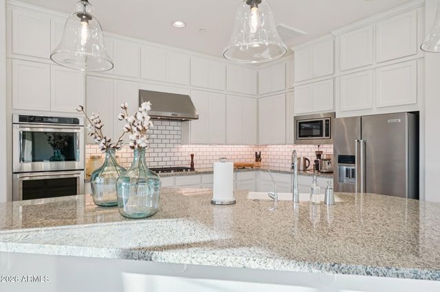 11723 W RED HAWK Drive, Peoria, AZ 85383