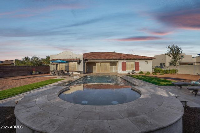 11723 W RED HAWK Drive, Peoria, AZ 85383