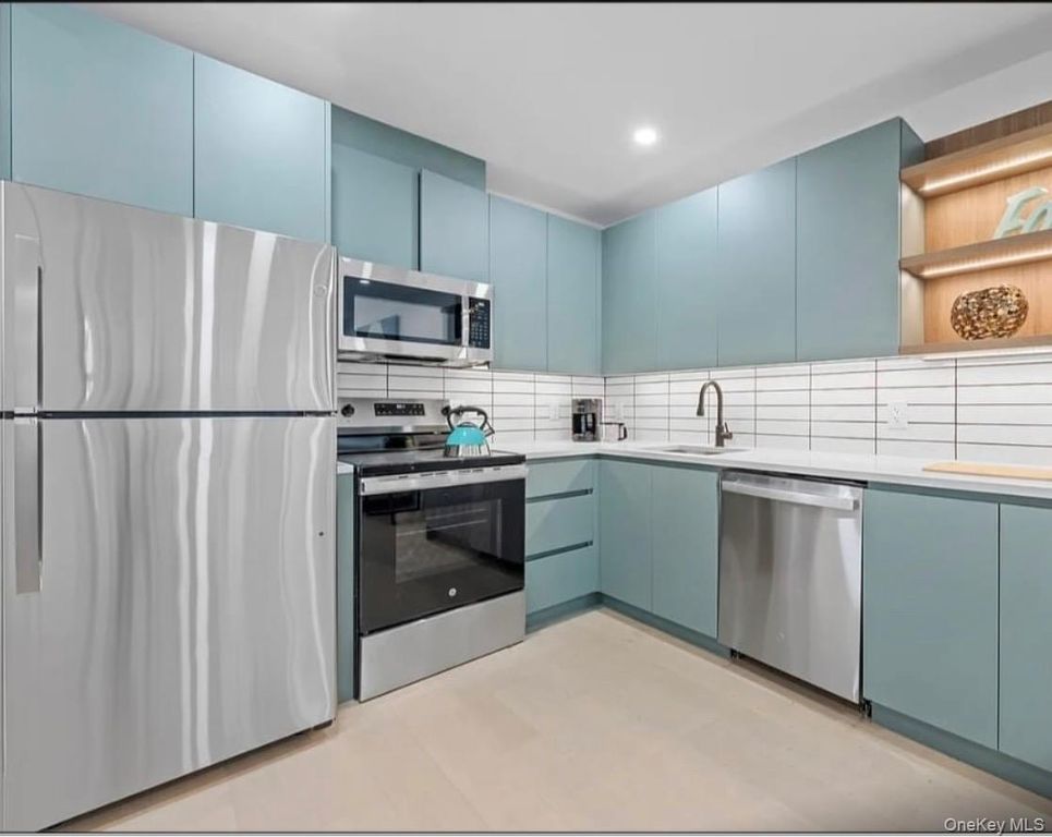 929 Brooklyn Avenue, Brooklyn, NY 11203 — photo 4