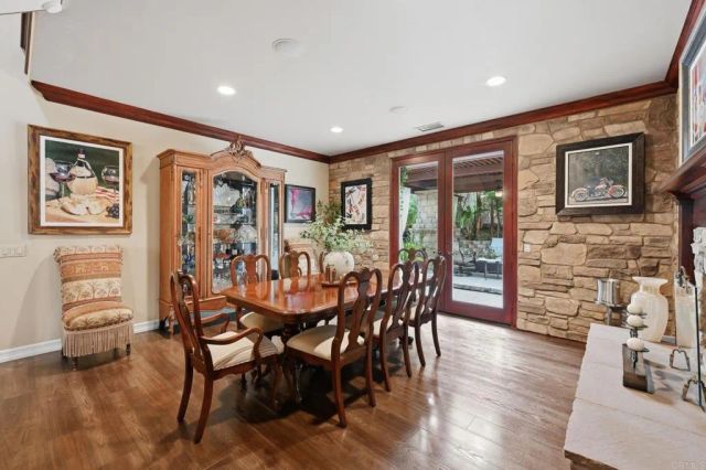6532 Corintia St, Carlsbad, CA 92009