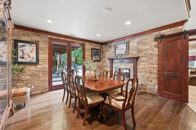 6532 Corintia St, Carlsbad, CA 92009