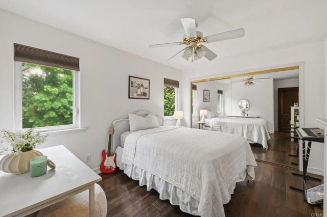 6532 Corintia St, Carlsbad, CA 92009