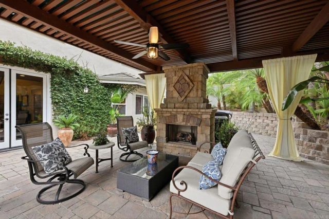 6532 Corintia St, Carlsbad, CA 92009