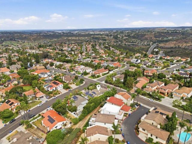 6532 Corintia St, Carlsbad, CA 92009