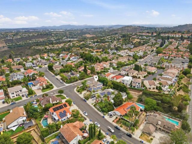 6532 Corintia St, Carlsbad, CA 92009