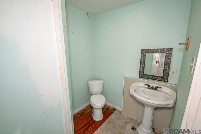 34868 Gravesbriar Dr, Denham Springs, LA 70706