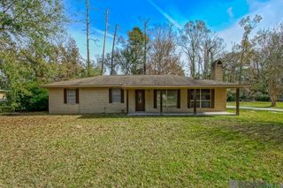 34868 Gravesbriar Dr, Denham Springs, LA 70706