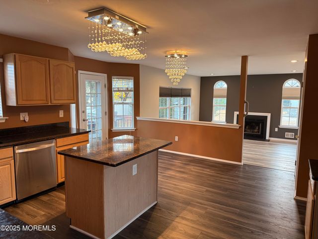 1811 Bellmore Street, Oakhurst, NJ 07755