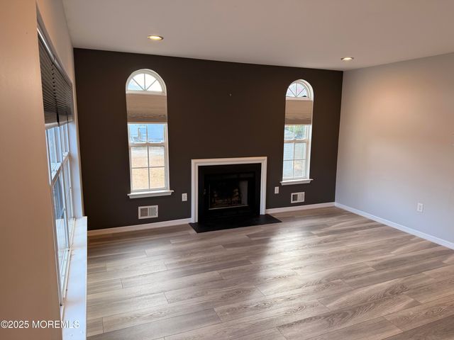 1811 Bellmore Street, Oakhurst, NJ 07755