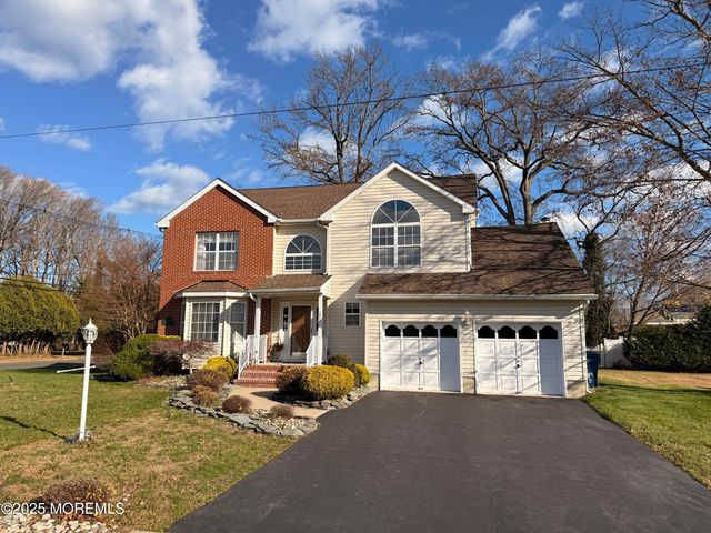 1811 Bellmore Street, Oakhurst, NJ 07755