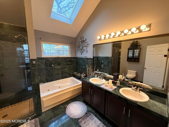 1811 Bellmore Street, Oakhurst, NJ 07755