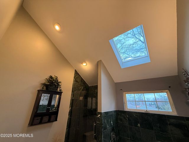 1811 Bellmore Street, Oakhurst, NJ 07755