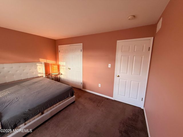 1811 Bellmore Street, Oakhurst, NJ 07755