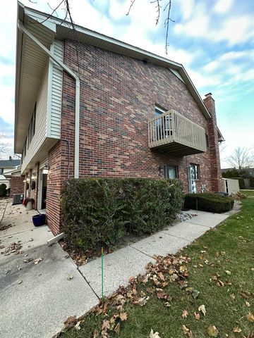 42649 Jeanette Circle, Clinton Twp, MI 48038