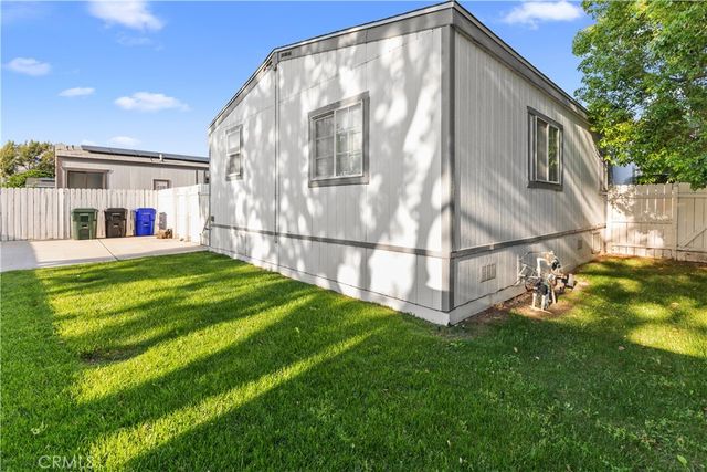 7717 Church Avenue 16, Highland, CA 92346