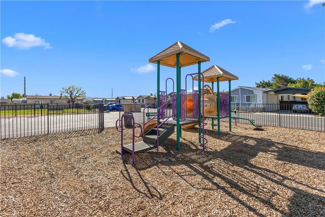 7717 Church Avenue 16, Highland, CA 92346