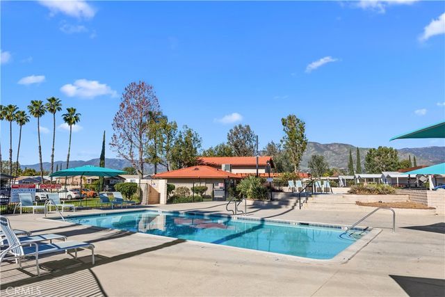 7717 Church Avenue 16, Highland, CA 92346