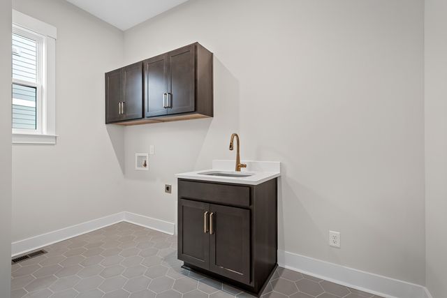 7424 Leelee Drive, Franklin, TN 37064