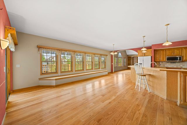7689 Cole Court, Yorkville, IL 60560