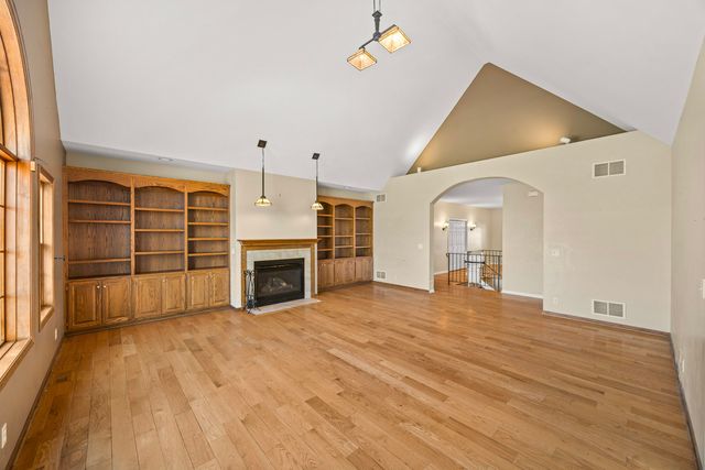 7689 Cole Court, Yorkville, IL 60560