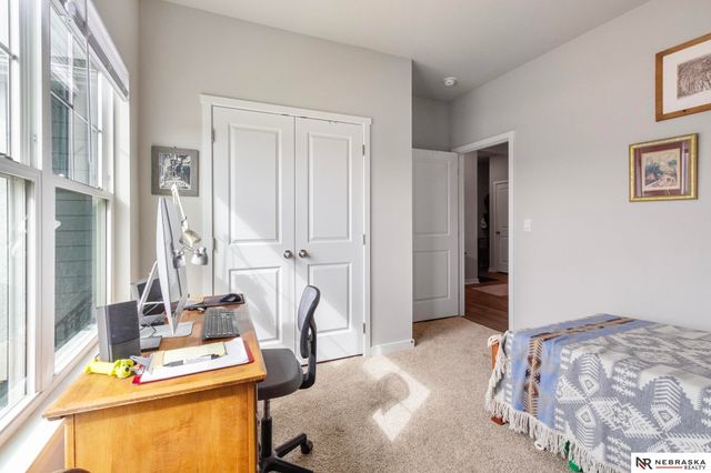 6422 Harvest Drive, Papillion, NE 68133