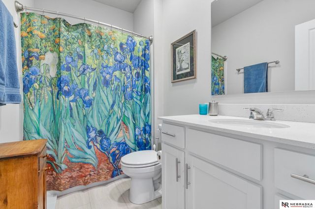 6422 Harvest Drive, Papillion, NE 68133